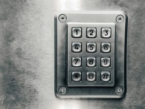 Keeping Passwords Safe: Password Mangers